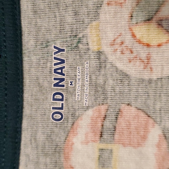 NWT  Old Navy Holiday shirt - Picture 6 of 7
